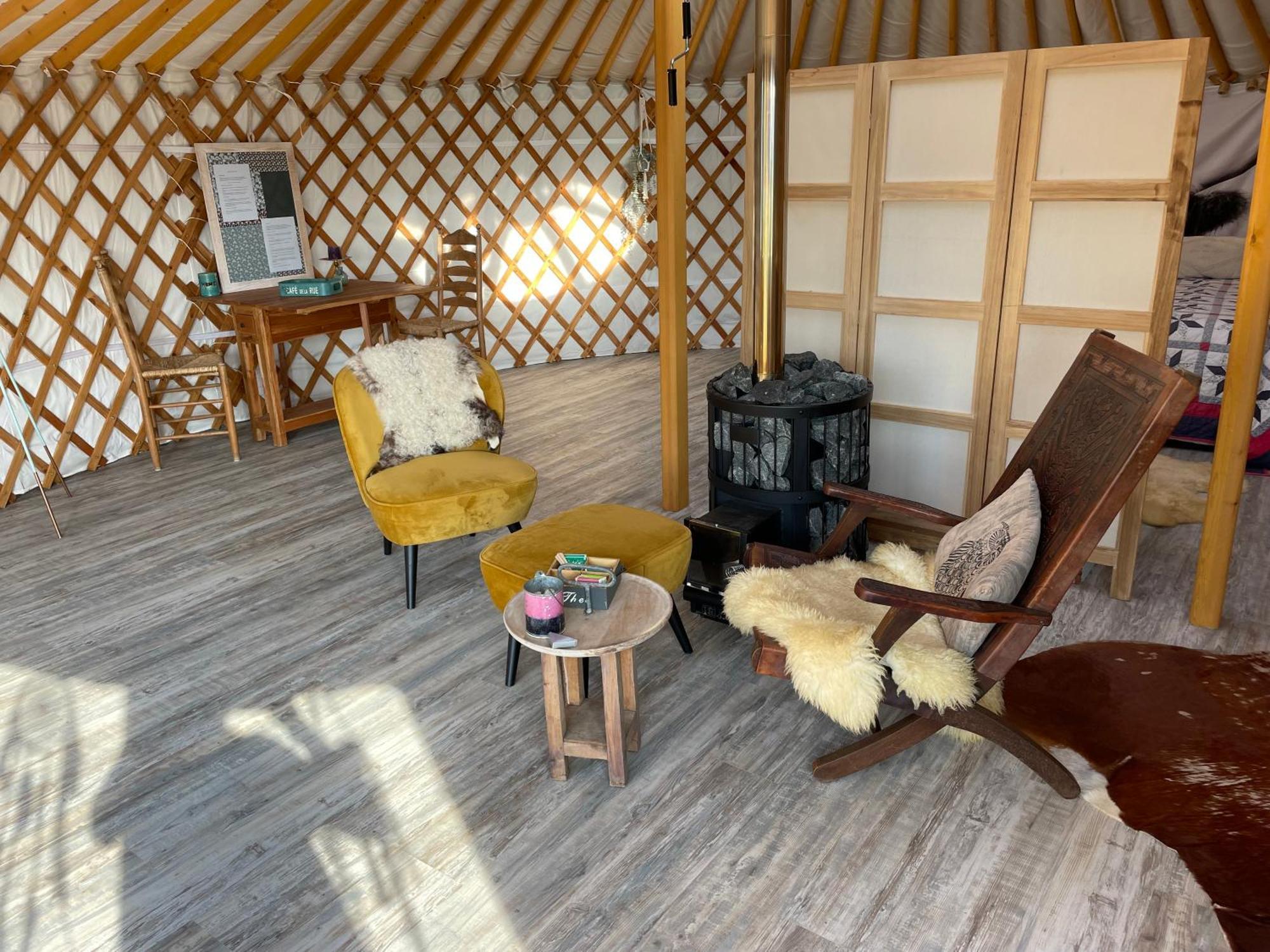 Luxe Yurt 호텔 쿠데커크 외부 사진